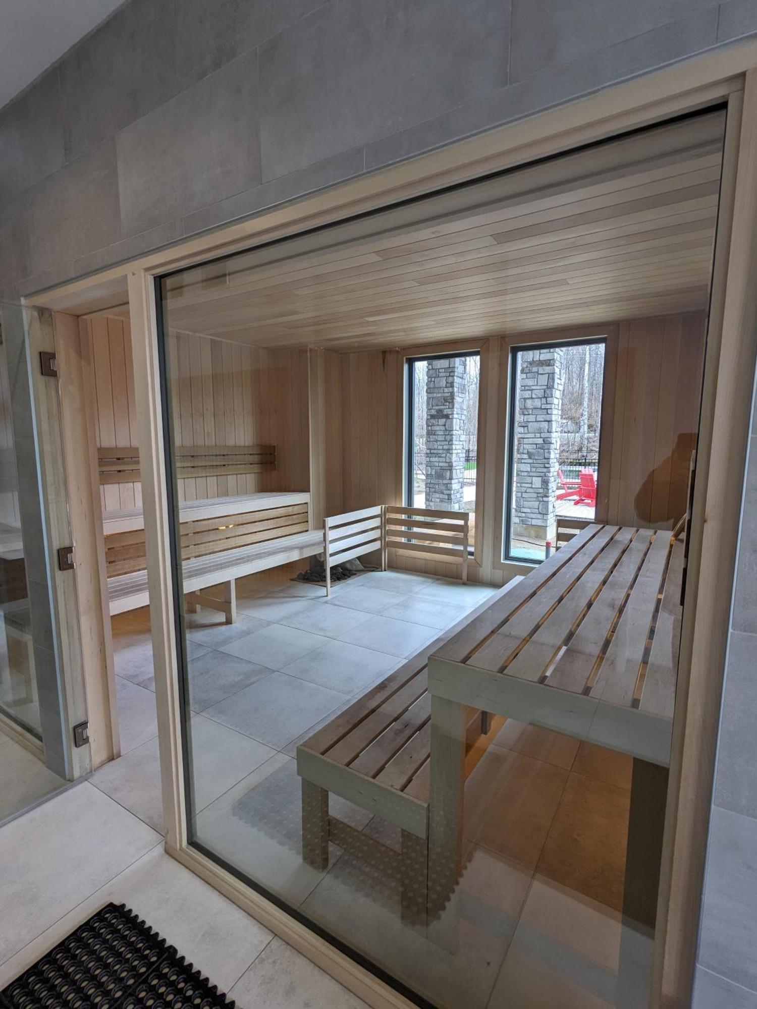 New !! Verbier Chelsea 204 Shuttle To Apartment Mont-Tremblant